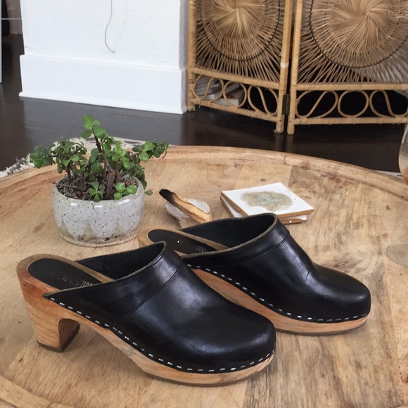 american apparel clogs